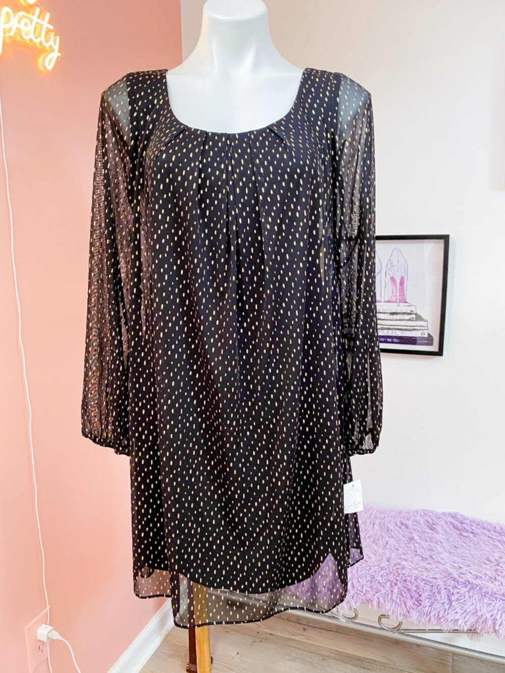 NWT Jessica Simpson Black and Gold Dotted Print Long Sleeve Dress Size 4